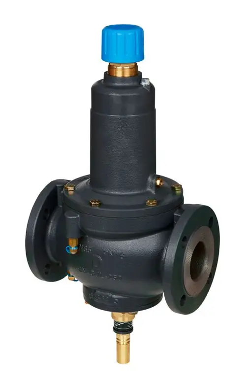 Schwarzer Strangdifferenzdruckregler von Danfoss mit einem blauen Einstellknopf und anschlussfertigen Flanschen. Der Regler ist zur Druckregelung in Rohrsystemen vorgesehen.